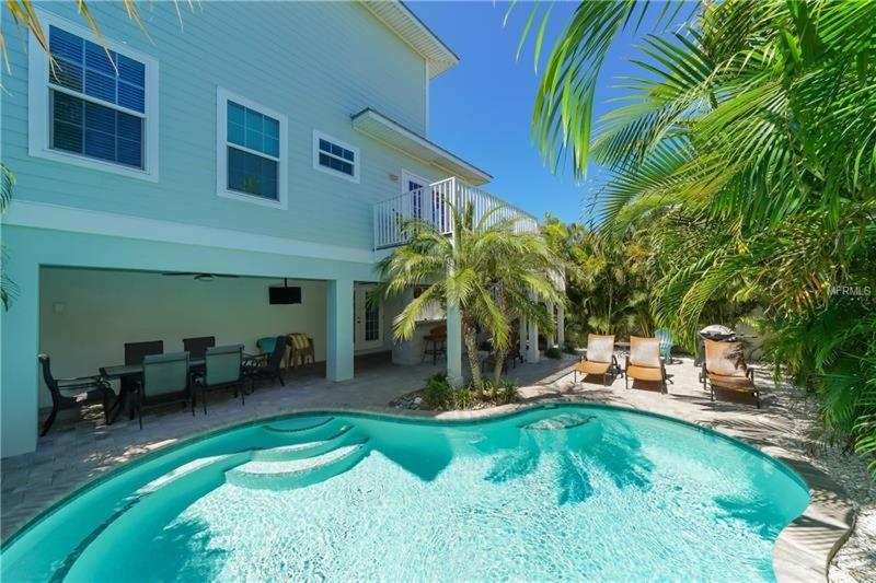 Four-Bedroom Vacation Home interior